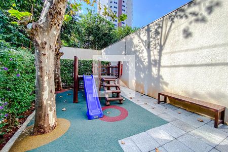 Apartamento à venda com 65m², 2 quartos e 1 vagaÁrea comum - Playground