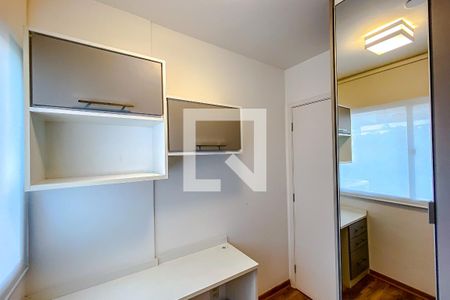 Apartamento à venda com 65m², 2 quartos e 1 vagaQuarto 2