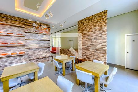 Apartamento à venda com 65m², 2 quartos e 1 vagaÁrea comum