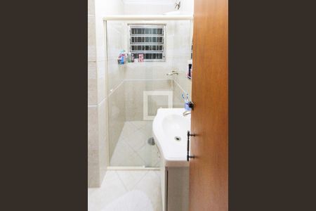 Casa à venda com 200m², 3 quartos e 3 vagas Casa à venda com 200m², 3 quartos e 3 vagasBanheiro Social