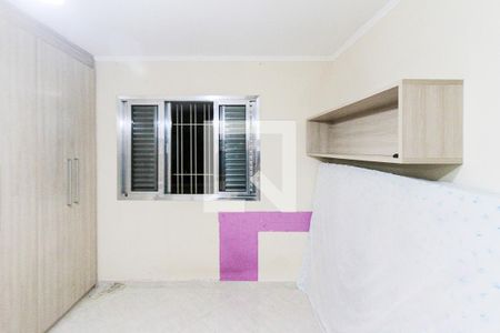 Casa à venda com 200m², 3 quartos e 3 vagas Casa à venda com 200m², 3 quartos e 3 vagasQuarto