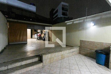 Casa à venda com 200m², 3 quartos e 3 vagas Casa à venda com 200m², 3 quartos e 3 vagasQuintal