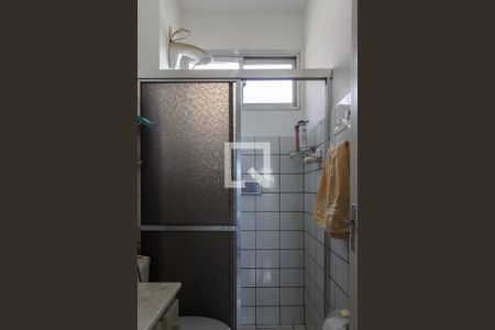 Banheiro de apartamento para alugar com 1 quarto, 58m² em Camaquã, Porto Alegre