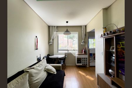 Sala e Cozinha Integrada  de apartamento para alugar com 2 quartos, 44m² em Vila Carmosina, São Paulo