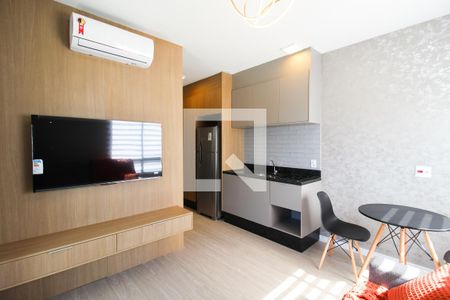 Sala de apartamento para alugar com 1 quarto, 36m² em Indianópolis, São Paulo