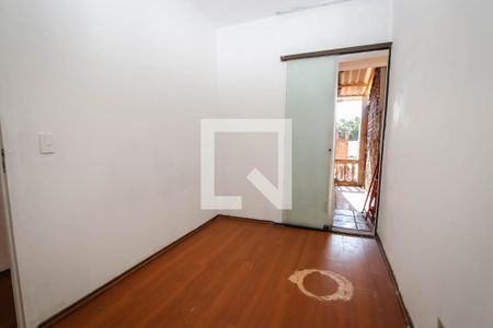 Quarto 2 de casa à venda com 3 quartos, 94m² em Parque Pinheiros, Taboão da Serra