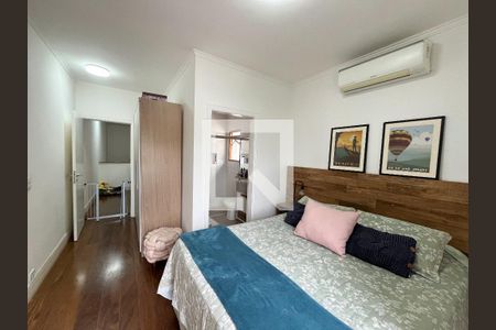 Suíte de casa à venda com 3 quartos, 200m² em Mirandópolis, São Paulo