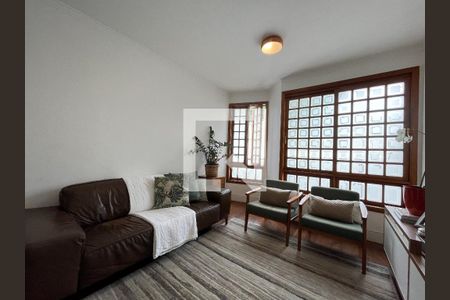 Sala de casa à venda com 3 quartos, 200m² em Mirandópolis, São Paulo