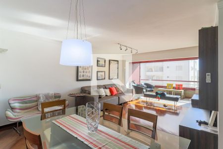 Apartamento para alugar com 118m², 3 quartos e 2 vagas Apartamento para alugar com 118m², 3 quartos e 2 vagasSala de Jantar