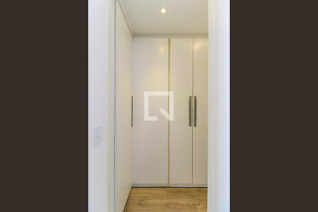 Closet da Suíte de apartamento para alugar com 3 quartos, 118m² em Vila Mariana, São Paulo