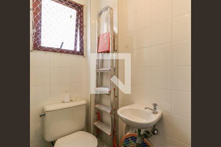 Apartamento para alugar com 118m², 3 quartos e 2 vagas Apartamento para alugar com 118m², 3 quartos e 2 vagasBanheiro de Serviço