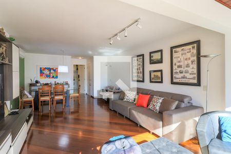 Apartamento para alugar com 118m², 3 quartos e 2 vagas Apartamento para alugar com 118m², 3 quartos e 2 vagasSala