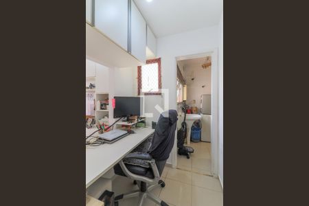 Apartamento para alugar com 118m², 3 quartos e 2 vagas Apartamento para alugar com 118m², 3 quartos e 2 vagasEscritório
