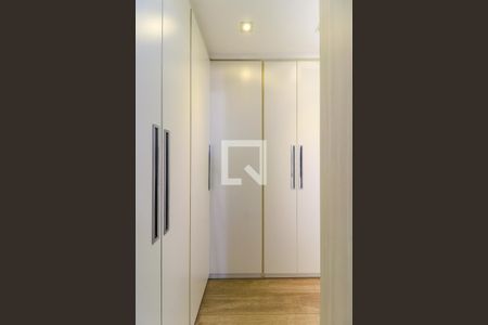 Apartamento para alugar com 118m², 3 quartos e 2 vagas Apartamento para alugar com 118m², 3 quartos e 2 vagasCloset da Suíte