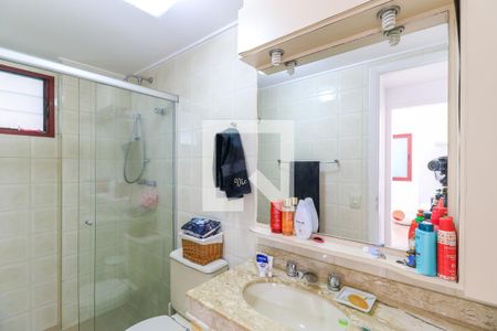 Apartamento para alugar com 118m², 3 quartos e 2 vagas Apartamento para alugar com 118m², 3 quartos e 2 vagasBanheiro