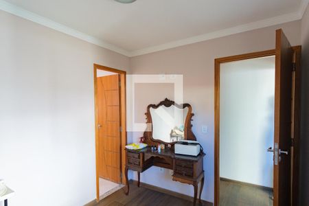 Casa à venda com 170m², 3 quartos e 4 vagasSuíte 2