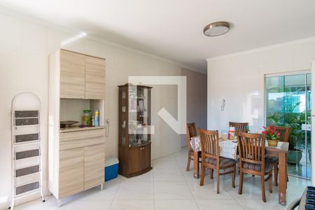 Casa à venda com 170m², 3 quartos e 4 vagasCozinha / Copa