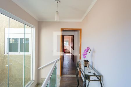 Casa à venda com 170m², 3 quartos e 4 vagasCorredor