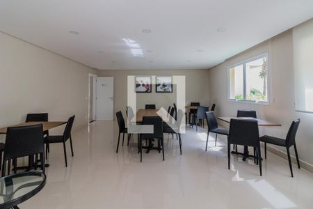 Apartamento à venda com 61m², 2 quartos e 1 vaga Apartamento à venda com 61m², 2 quartos e 1 vagaÁrea comum - Salão de festas