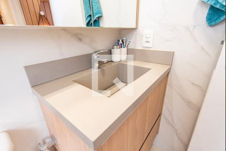 Apartamento à venda com 61m², 2 quartos e 1 vaga Apartamento à venda com 61m², 2 quartos e 1 vagaBanheiro do Quarto 2