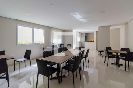 Apartamento à venda com 61m², 2 quartos e 1 vaga Apartamento à venda com 61m², 2 quartos e 1 vagaÁrea comum - Salão de festas