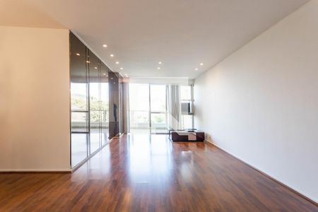 Sala de apartamento para alugar com 2 quartos, 130m² em Flamengo, Rio de Janeiro