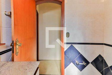 Casa para alugar com 150m², 4 quartos e 2 vagas Casa para alugar com 150m², 4 quartos e 2 vagasBanheiro Social