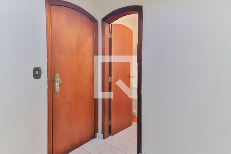 Casa para alugar com 150m², 4 quartos e 2 vagas Casa para alugar com 150m², 4 quartos e 2 vagasDependencia de Empregada ( Suite )