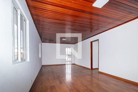 Casa para alugar com 300m², 4 quartos e 1 vagaSala