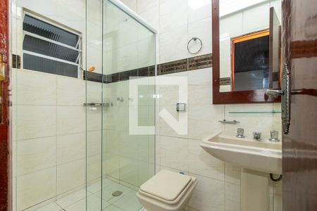 Banheiro da Suíte de casa para alugar com 4 quartos, 300m² em Sítio Cercado, Curitiba