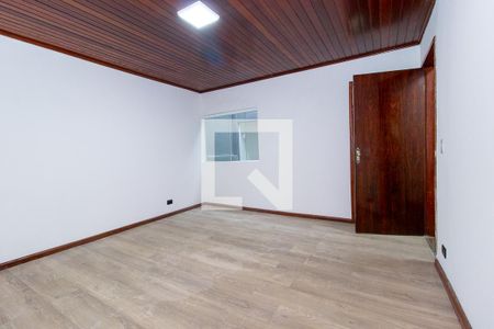 Quarto 1 suite de casa para alugar com 4 quartos, 300m² em Sítio Cercado, Curitiba