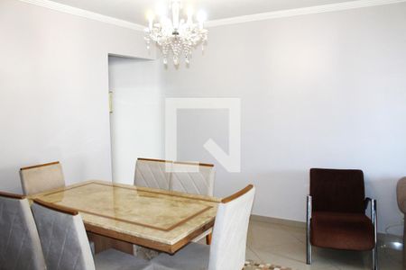 Apartamento para alugar com 77m², 3 quartos e 2 vagasSala