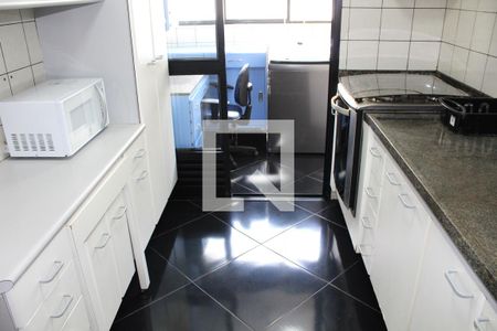 Apartamento para alugar com 77m², 3 quartos e 2 vagasCozinha