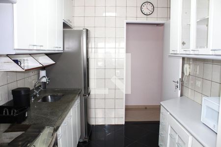 Apartamento para alugar com 77m², 3 quartos e 2 vagasCozinha