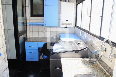 Apartamento para alugar com 77m², 3 quartos e 2 vagasÁrea de Serviço