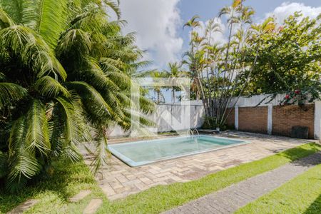 Casa para alugar com 230m², 3 quartos e 4 vagasPiscina