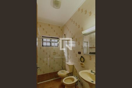 Casa para alugar com 230m², 3 quartos e 4 vagasBanheiro 1