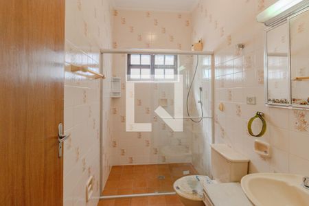 Casa para alugar com 230m², 3 quartos e 4 vagasBanheiro 2