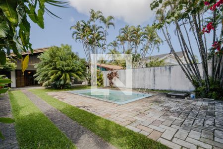 Casa para alugar com 230m², 3 quartos e 4 vagasPiscina