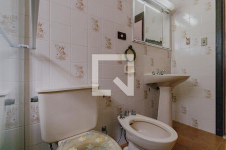 Casa para alugar com 230m², 3 quartos e 4 vagasBanheiro 2