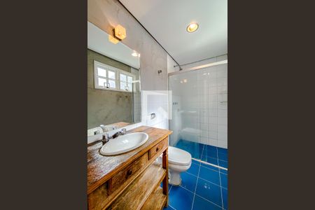 Banheiro da Suíte 1 de casa para alugar com 4 quartos, 174m² em Aclimação, São Paulo