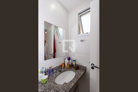 Banheiro do Quarto 1 Suíte de apartamento para alugar com 2 quartos, 67m² em Água Branca, São Paulo