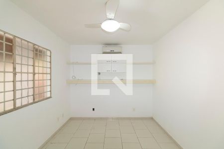 Quarto 1 de casa para alugar com 3 quartos, 165m² em Campo Grande, Rio de Janeiro