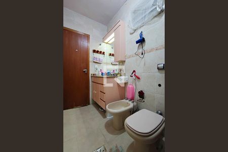 Apartamento à venda com 68m², 2 quartos e 1 vagaBanheiro social