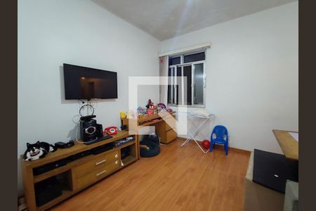 Apartamento à venda com 68m², 2 quartos e 1 vagaSala