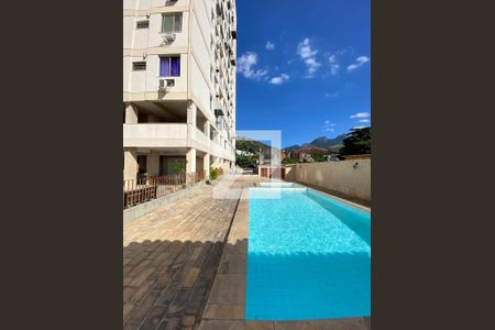 Apartamento à venda com 62m², 2 quartos e 1 vagaÁrea comum - Piscina