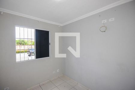 Quarto 1 de apartamento para alugar com 2 quartos, 60m² em Parque Marabá, Taboão da Serra