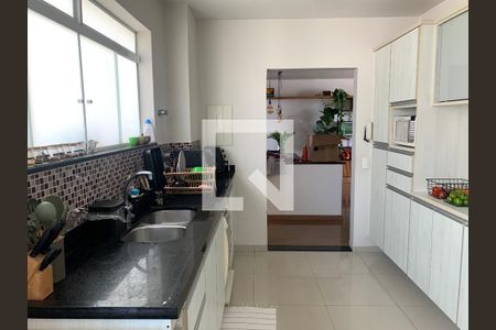 Apartamento para alugar com 103m², 2 quartos e 1 vaga Apartamento para alugar com 103m², 2 quartos e 1 vagaCozinha
