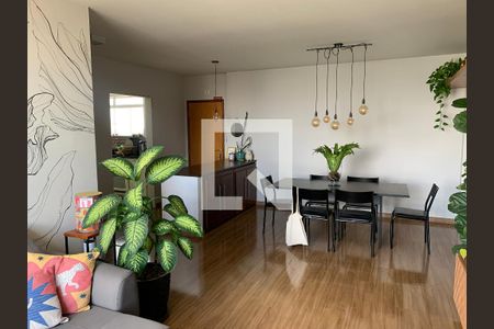 Apartamento para alugar com 103m², 2 quartos e 1 vaga Apartamento para alugar com 103m², 2 quartos e 1 vagaSala