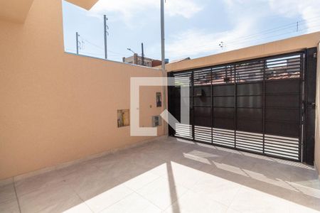Casa à venda com 117m², 2 quartos e 2 vagasGaragem